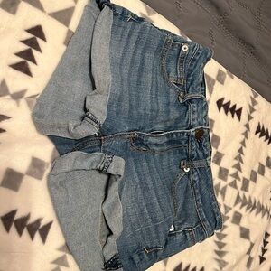American eagle shorts size 4